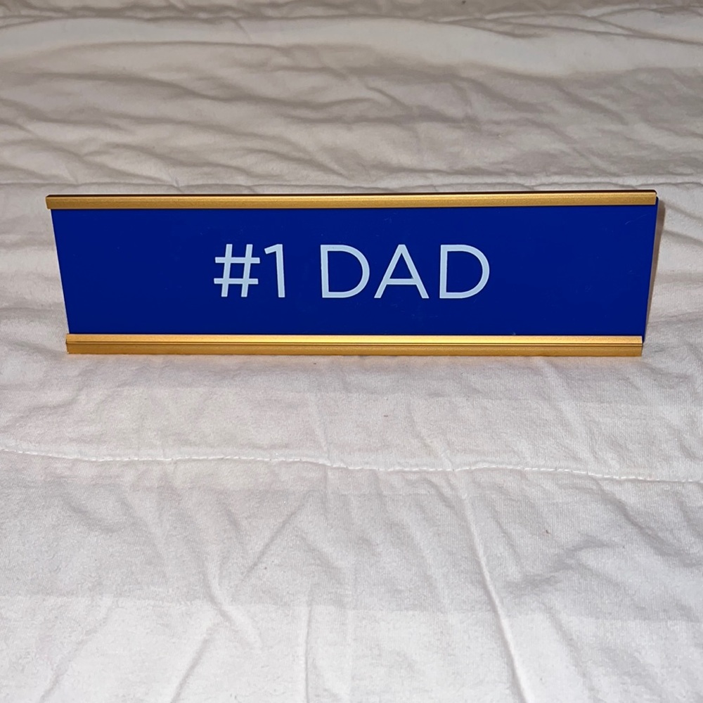 NWT “#1 Dad” Novelty Nameplate Desk Sign Plaque
